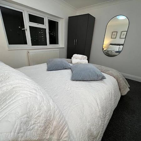 Appartement Modern & Stylish Haven In Heart Of Londres Extérieur photo